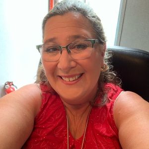 Meet your Posher, Louise